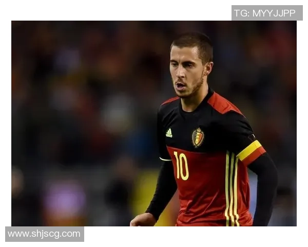 足球球星经典胶片卡收藏价值与文化传承的深度解析 足球球星经典胶片卡收藏价值与文化传承的深度解析